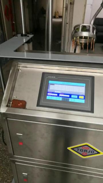 大流量双气缸黄油PLC控制加注设备